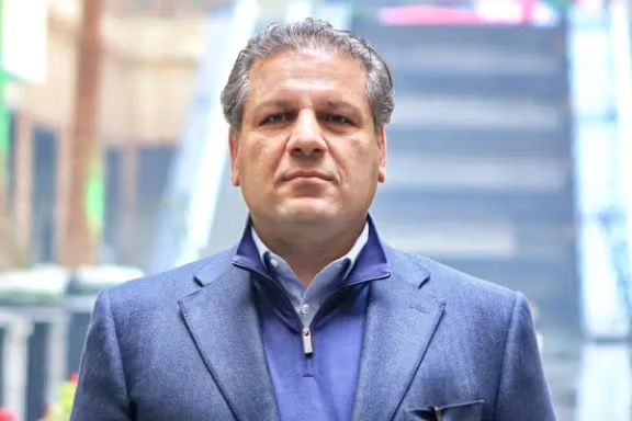 علی انصاری، بنیان‌گذار بانک آینده و مالک ایران‌مال