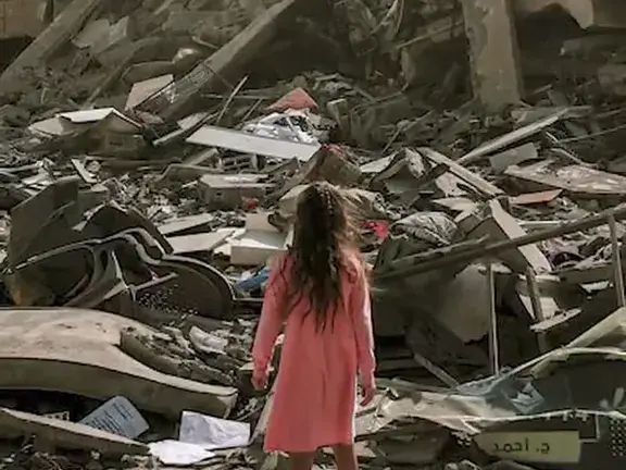 سازمان نجات کودکان می‌گوید هر دقیقه دو دختر در کشورهای آسیب‌پذیر ازدواج می‌کنند