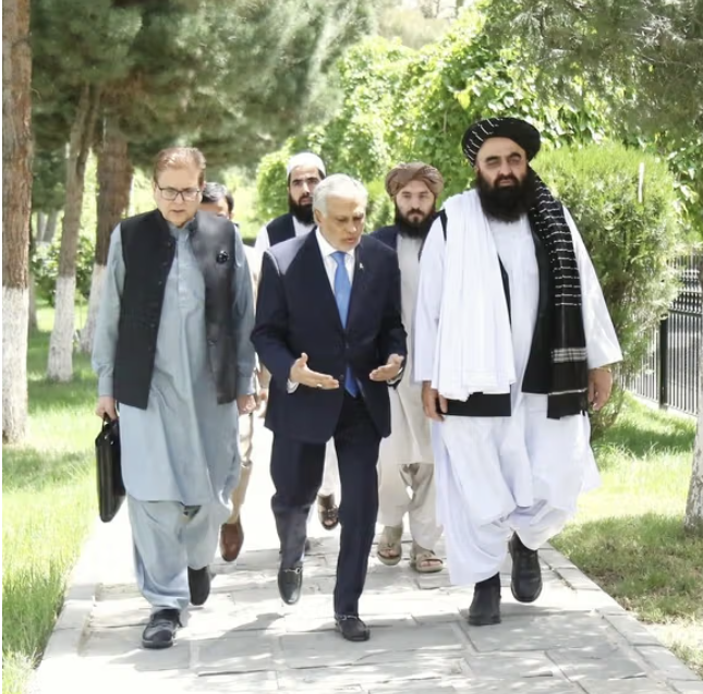 باكستان تدين الهجوم على مواطنين صينيين على حدود أفغانستان بينما طالبان تصمت