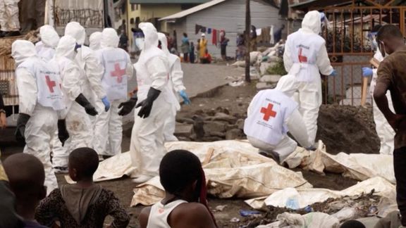 صحنهای از ویدیوی انتقال اجساد قربانیان درگیریهای کنگو با شورشیان ام۲۳، شهر گوما، کنگو، ۳ فبروری ۲۰۲۵- رویترز