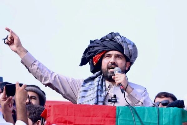 سهیل اپریدی: د افغانستان په اړه د بندو دروازو تر شا پټې پالیسۍ د منلو وړ نه دي