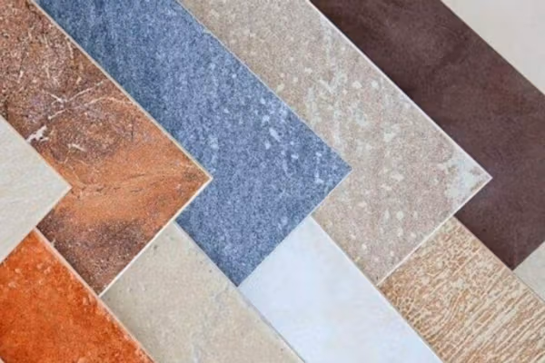 طالبان وایي ۶۳ ټنه بېکیفیته کاشۍ یې بېرته ګرځولې دي