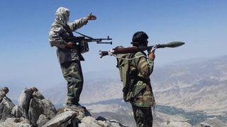 سقوط افغانستان؛ 'تسلیم و بیعت یا مبارزه و مقاومت با تمام توان، راه دیگری وجود ندارد'