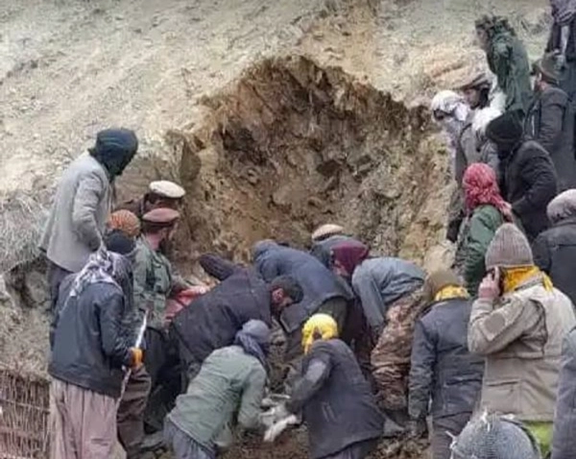 Several Miners Trapped in Badakhshan After Landslide