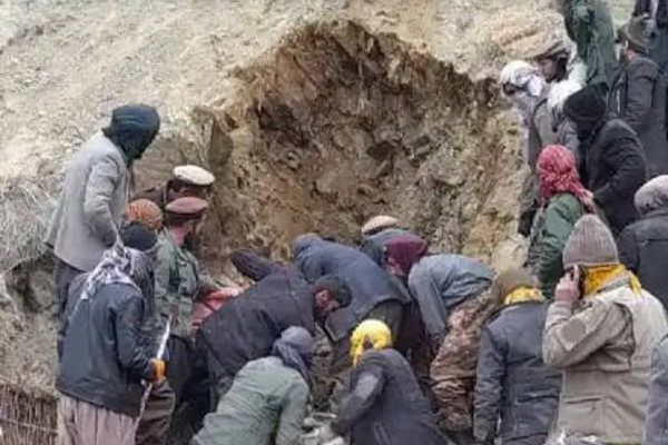 Several Miners Trapped in Badakhshan After Landslide
