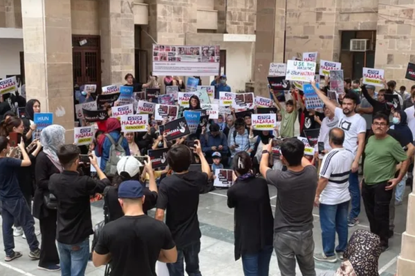 Indian Police Officials Prevent Afghan Students’ Demonstration in New Delhi