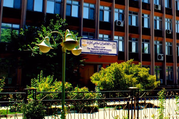 طالبان در یک هفته اخیر حدود ۴۰ نفر را شلاق زده است