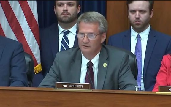 د امریکا کانګرس غړي یو پلان وړاندې کړ چې په ویانا کې د طالبانو د مخالفانو غونډې ملاتړ کوي