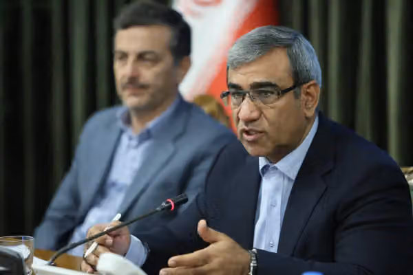 مقام ایرانی از طالبان خواست آب مورد نیاز افغانهای ساکن مشهد را تامین کند