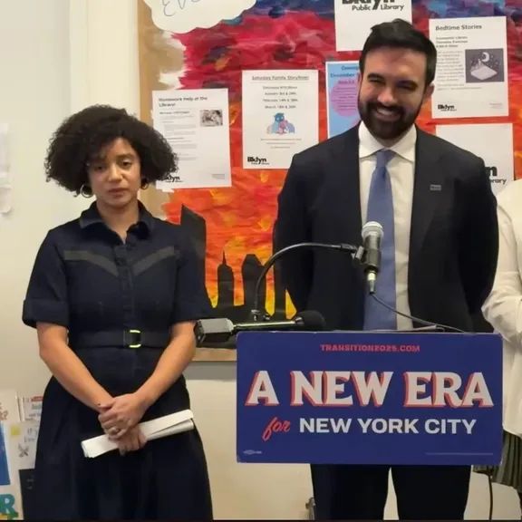 د نیویارک د ښاروال ممداني د دفتر یوې چارواکې د یهود ضد څرګندونو له امله استعفا کړې