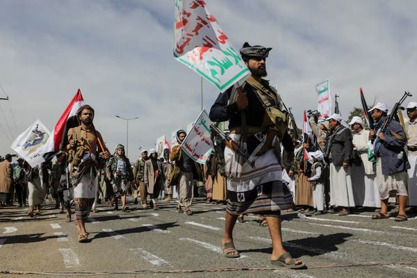دو روز پس از تسخیر مقر سازمان ملل در صنعا، ۱۵ کارمند خارجی همچنان در دست حوثیها هستند
