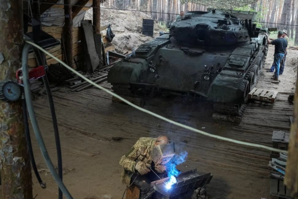 هولندا تساهم في آلية "قائمة أولويات أوكرانيا" الجديدة للناتو بمبلغ 578 مليون دولار