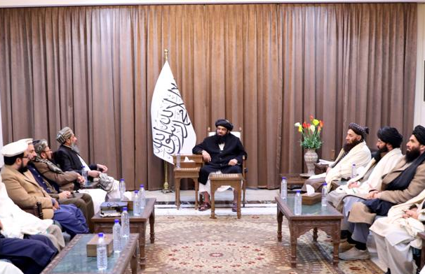 سرچینې: مولوي کبیر له دولتي بودیجې څخه له حقانیه مدرسې سره اوه میلیونه افغانۍ مرسته کړې