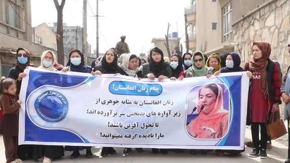 بازگشت زنان معترض به خیابان؛ معترضان خواستار دسترسی زنان به کار و آموزش شدند