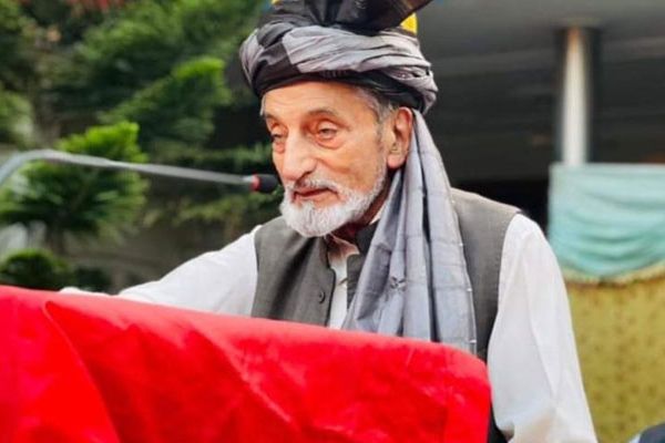 غلام احمد بلور: زه له عوامي نېشنل پارټۍ سره ولاړ یم