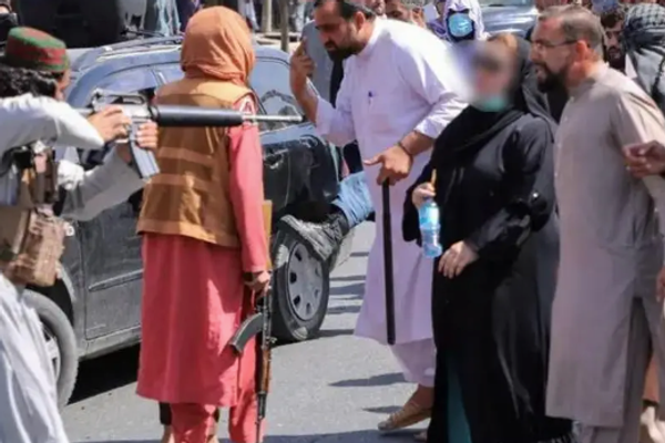 France Warns Afghanistan Cannot Progress Without Women's Participation in Public Life