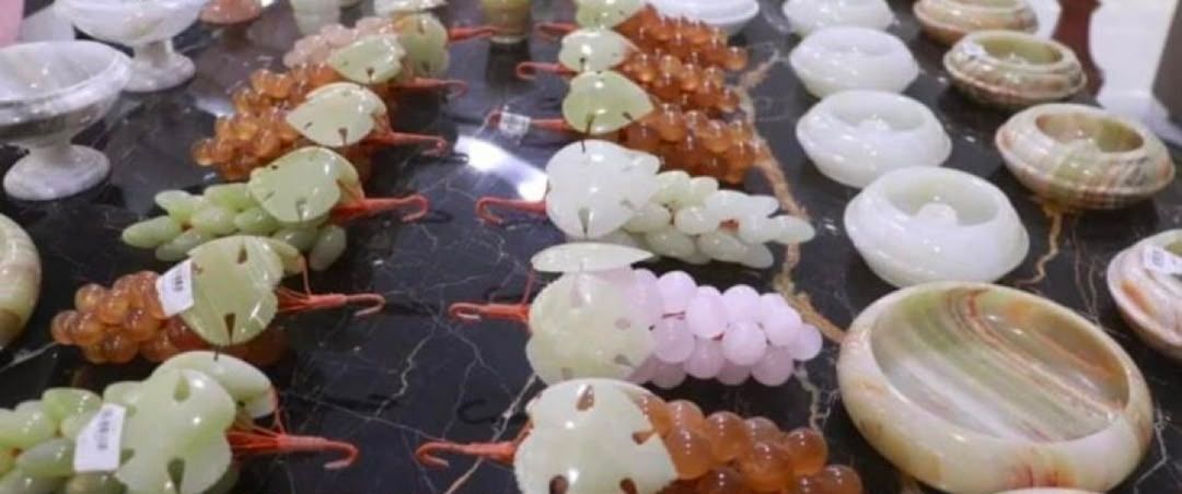 طالبان وایي له هرات څخه نړۍوالو بازارونو ته د معدني ډبرو صادرات پراخ شوي