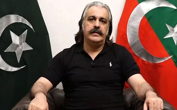 علي امین ګنډاپور وايي د عمران خان تر خوشې کېدو پورې به په اسلام اباد کې پاتې وي