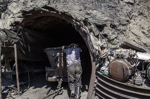 هفت معدنچی به شمول سه کارگر افغان در معدن زغالسنگ در ایران جان باختند