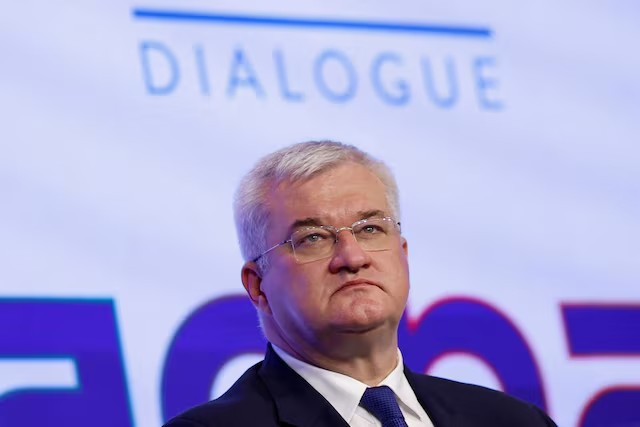 د اوکراین د بهرنیو چارو وزیر اندري سیبېها وویل چې کیېف له روسیې سره د سولې په تړون کې خنډ نه دی او باور لري چې د امریکا د ولسمشر ډونالډ ټرمپ تر مشرۍ لاندې د انصاف او دوامداره سولې ترلاسه کول ممکن دي.