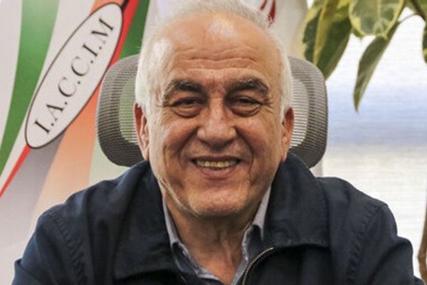 ایراني چارواکی: د افغانستان د ټرانزیټ فرصت د غیر اقتصادي لیدلوریو له امله له لاسه وځي