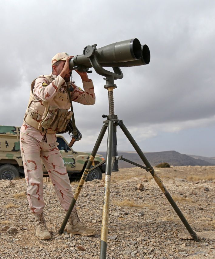 ایراني چارواکي وايي په ۶ میاشتو کې یې د ۴۰ زره «ناقانونه افغانانو» د ورتګ مخه نیولې