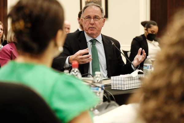 Former US Official: Pakistan Aided in Al-Qaeda Fight, Not Taliban Elimination