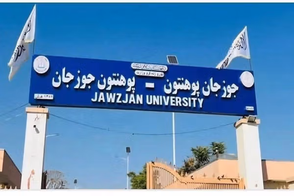 مارشال دوستم: روزی میرسد زبان ما از لوحهها حذف نشود