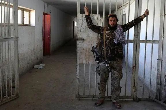 د شکنجې ضد نړیوال سازمان: د طالبانو په زندانونو کې ښځې او نارینه لا هم ربړول کیږي