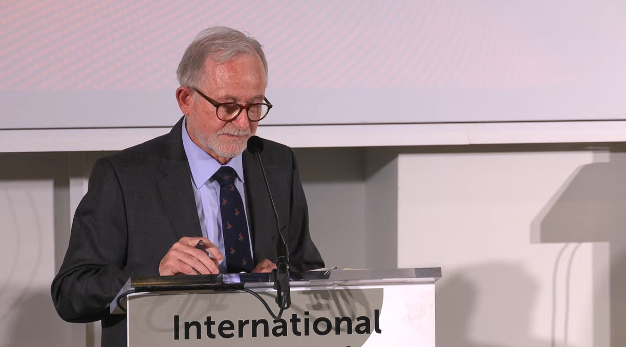 ریچارډ بېنېټ: د طالبانو تر واک لاندې ښځې او نجونې له خپلو ټولو بنسټیزو حقونو بې برخې دي