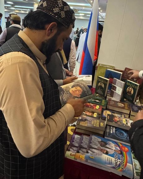 کتابهای روسیه در نمایشگاه کتاب طالبان