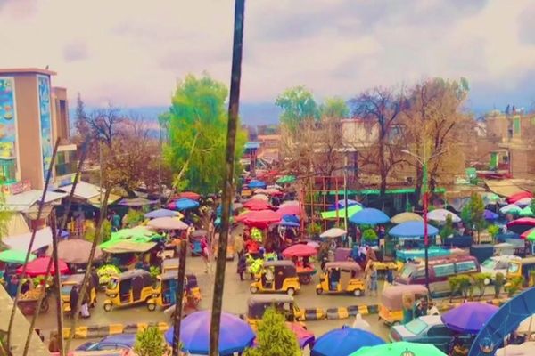 طالبانو له جلال اباد وروسته د مهترلام مرکزي ساحو کې هم پر رېکشاوو بندیز لګولی