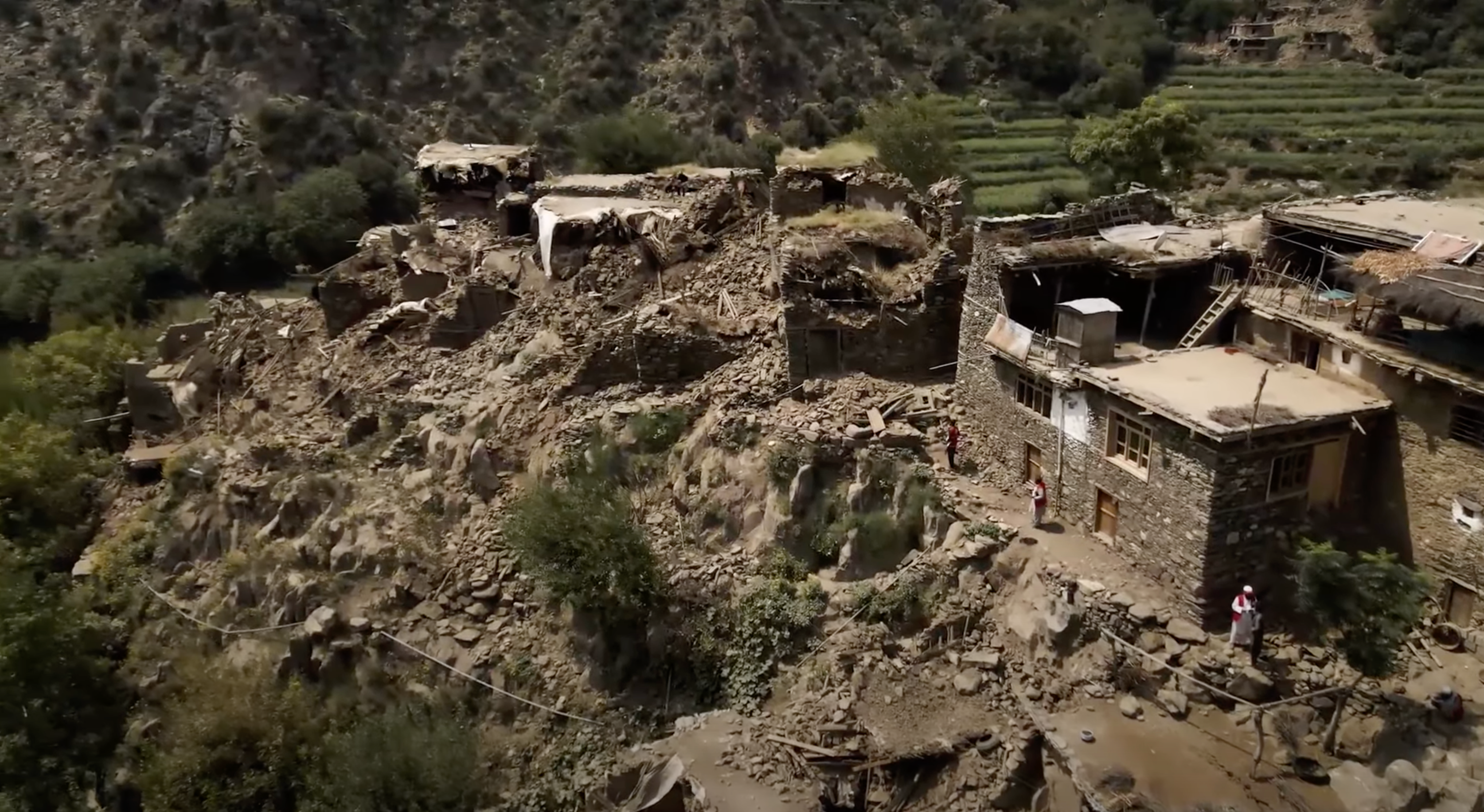 طالبان: د کونړ په دیوه ګل او مزار دره کې خلک د اوبو تر څنګ د خوړو له جدي کمښت سره مخ دي