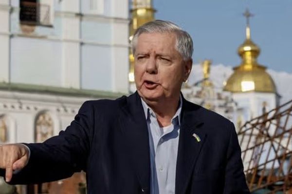 لېنډسي ګراهام: ټرمپ او نتنیاهو هغه مشران دي چې په سیمه کې رېښتینې سوله او ثبات غواړي