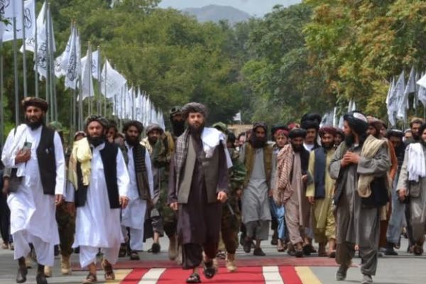 مندوب أفغانستان في الأمم المتحدة: الاحتفال الحقيقي بالاستقلال هو التحرر من هيمنة طالبان