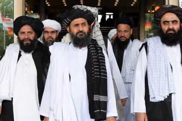 راپور: نړیوالې ټولنې طالبان په رسمیت نه دي پېژندلي، خو ورسره تعامل کوي