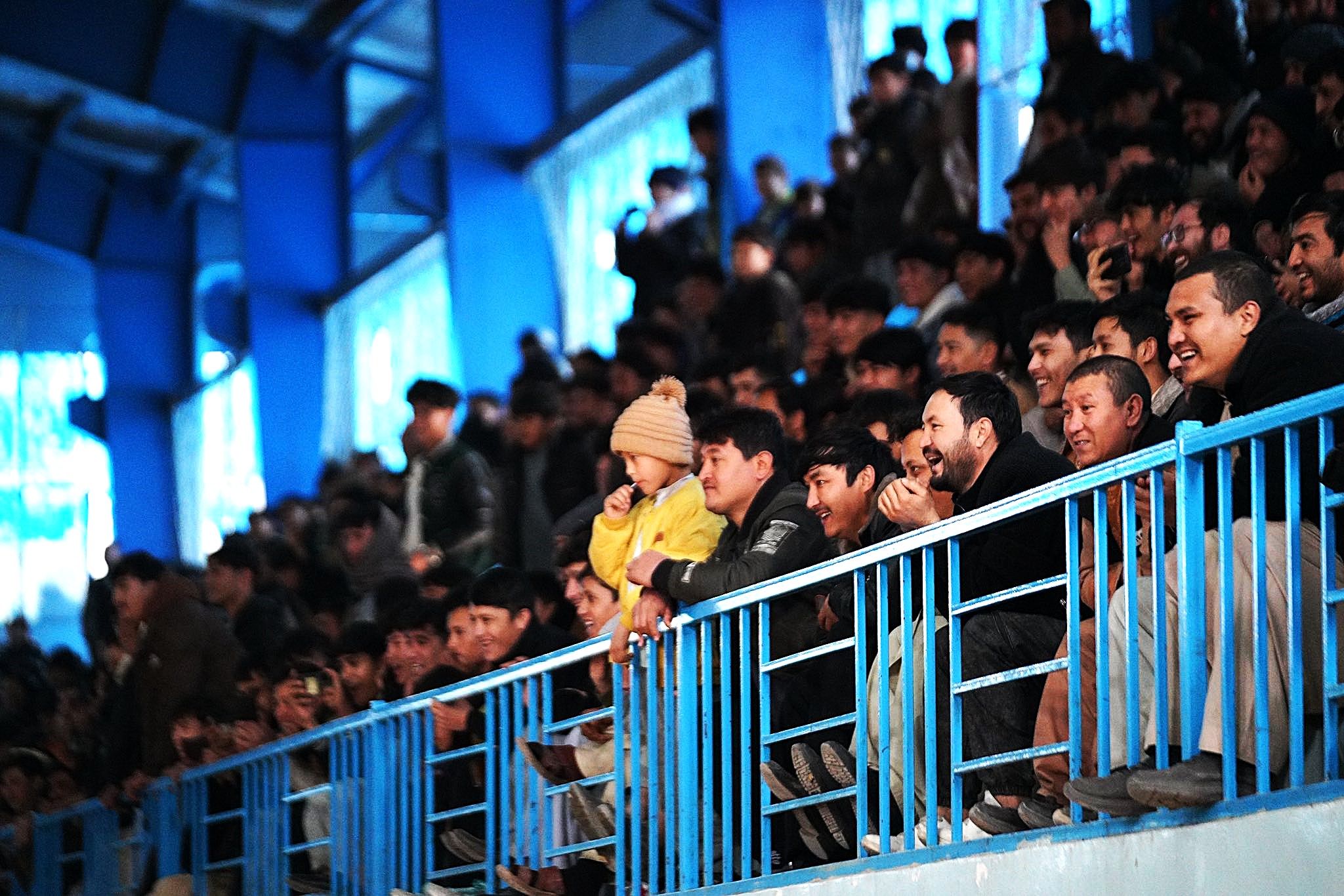 استقبال پرشور مردم ورزش‌دوست هرات از تمرین تیم ملی فوتسال افغانستان