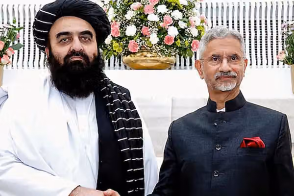 طالبانو ته د هند د نږدې کېدو نوی څرک؛ نوي ډیلي کې د «بریا ورځې» غونډه جوړوي