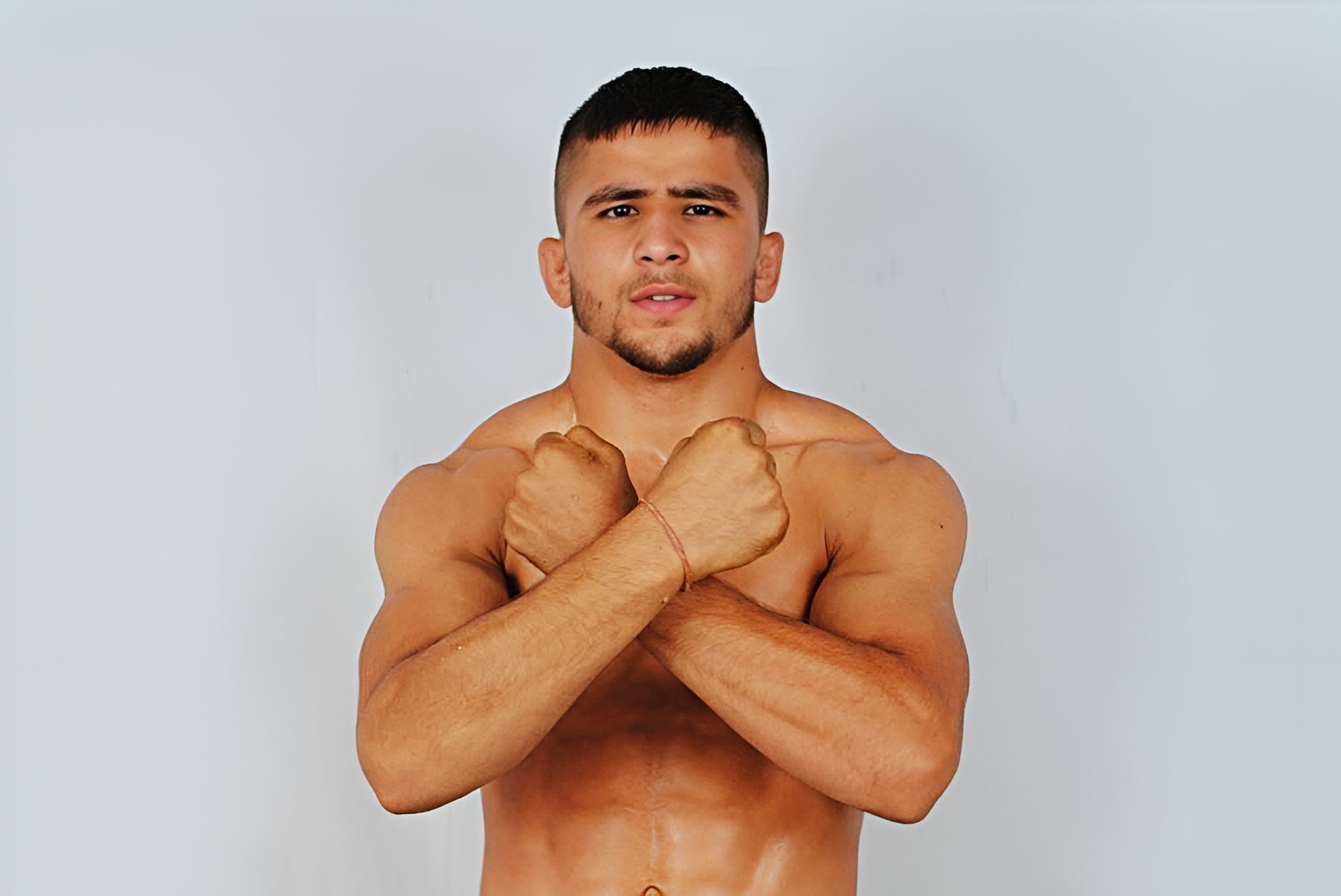 عطاءالله قاضی‌خانی، ورزشکار ام‌ام‌ای افغانستان با وضعیت نگران‌کننده در پولند زندانی است