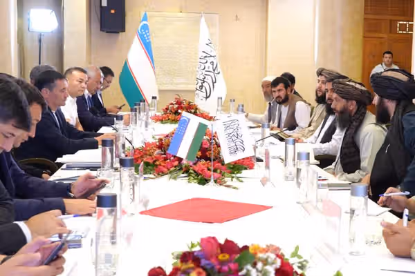 د طالبانو د بامیان والي د ازبکستان د لومړي وزیر له مرستیال سره پر کرنیز سکتور غږېدلی