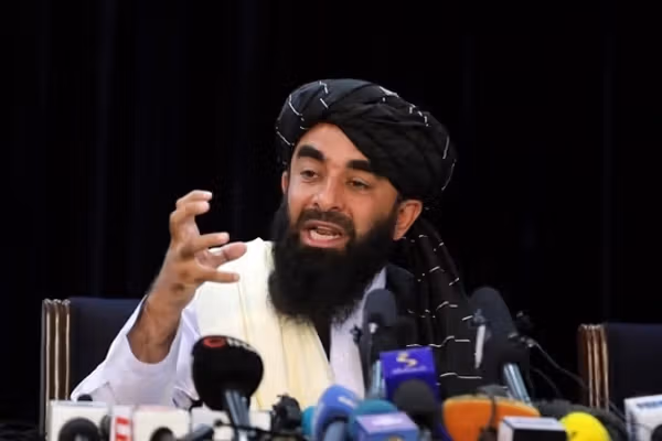 ذبیحالله مجاهد: د پاکستان د تېرې شپې په بریدونو کې لسګونه ملکي وګړو ته مرګژوبله اوښتې