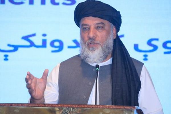 د طالبانو د صنعت او سوداګرۍ وزیر: په ټول هېواد کې شاوخوا ۶ زره صنعتي کارخونې فعالې دي