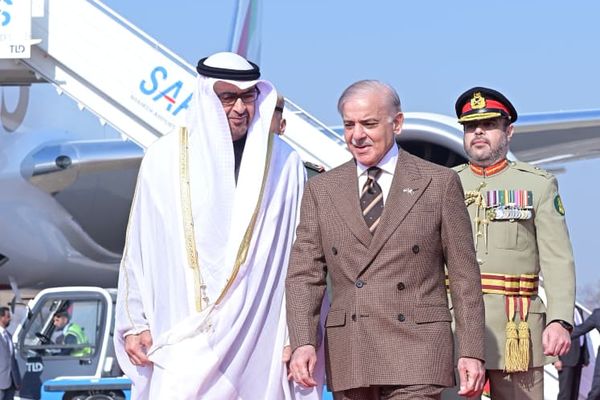 رئیس امارات متحده عربی به پاکستان رفت