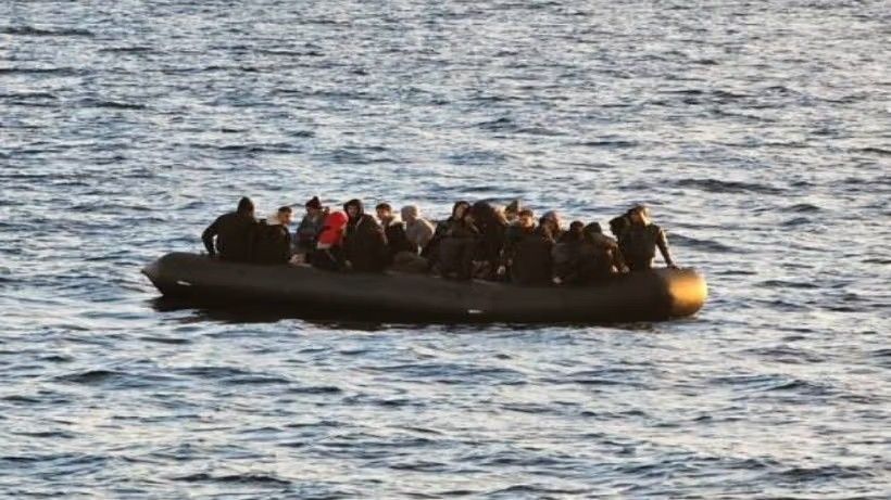 در پی غرق شدن یک قایق پناهجویان در ترکیه دست‌کم ۱۷ نفر جان باختند