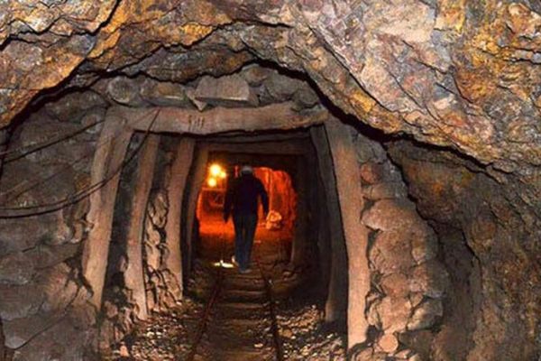 د بدخشان په یوه کان کې څلور کان کېندونکي مړه شوي دي