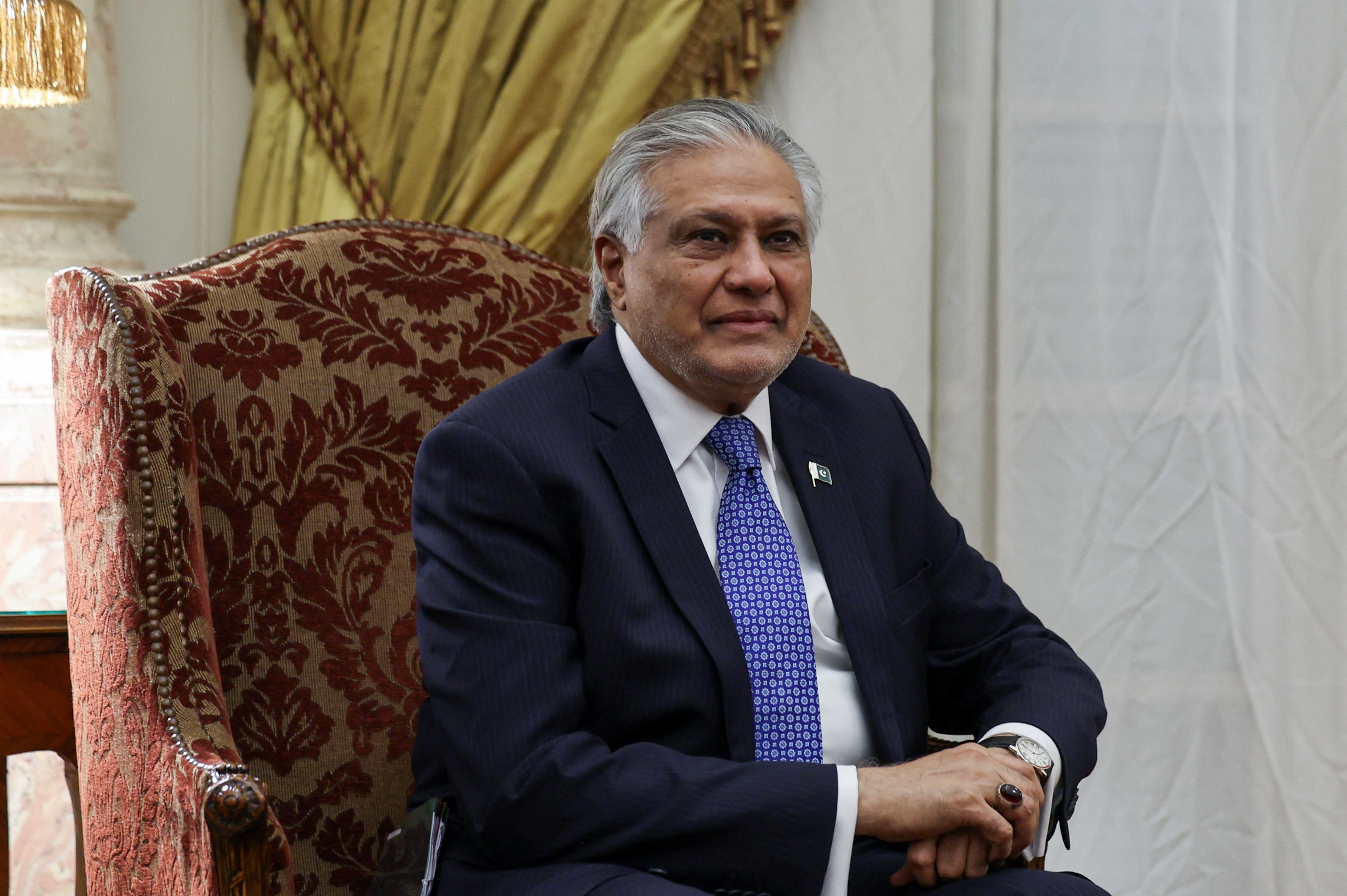 معاون نخست‌وزیر پاکستان از طالبان خواست حقوق زنان افغان را به‌طور کامل رعایت کند