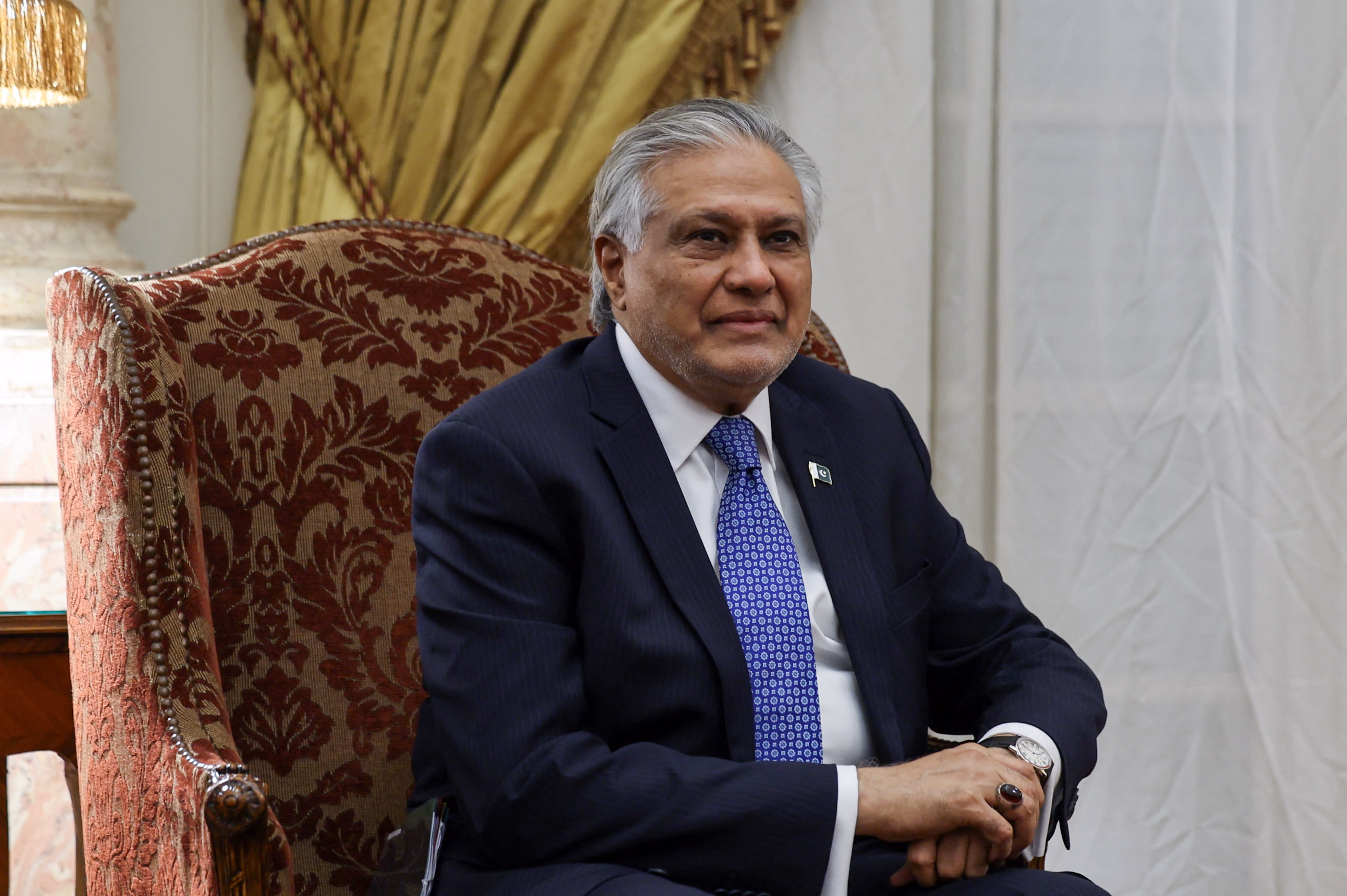 معاون نخستوزیر پاکستان از طالبان خواست حقوق زنان افغان را بهطور کامل رعایت کند