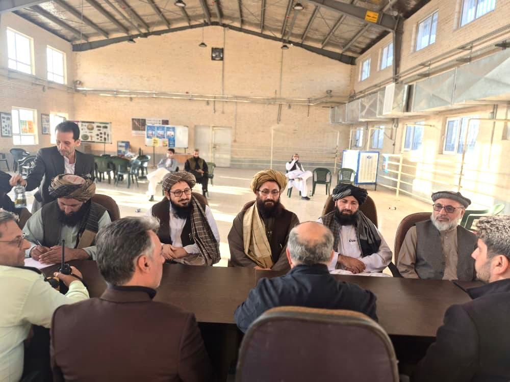 در دومین مرحله بیش از ۸۰ زندانی افغان از ایران به افغانستان منتقل شدند