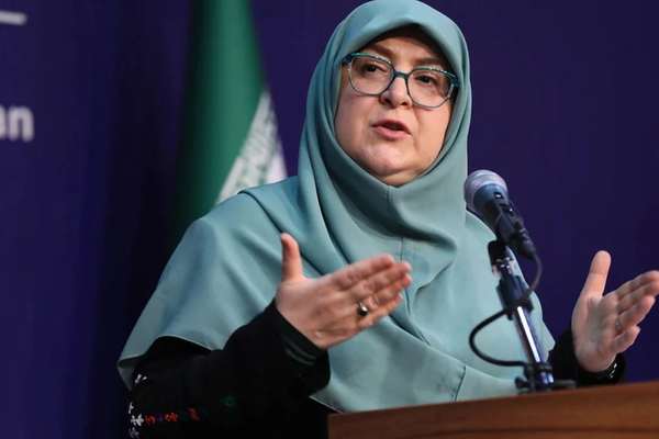 ایران تنها به افغانهای دارای مدرک قانونی اجازه اقامت میدهد