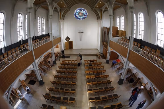 شمار پناهجویانی که به کلیساها در آلمان پناه میآورند، بیشتر شده است